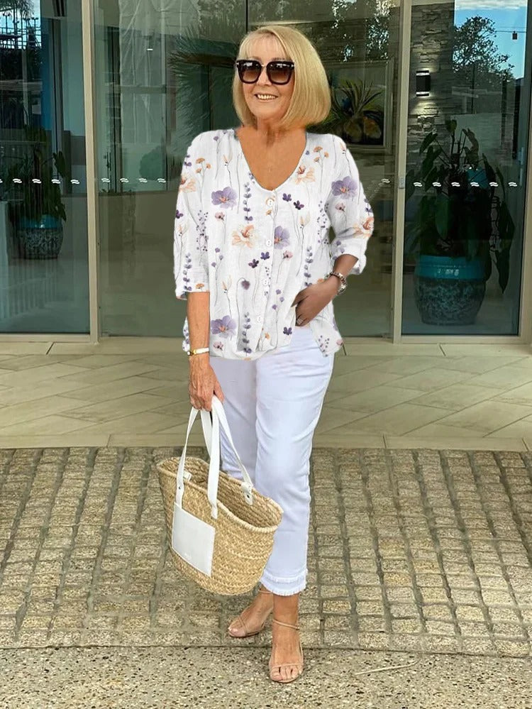 Barbara - Elegant Floral Blouse With Button