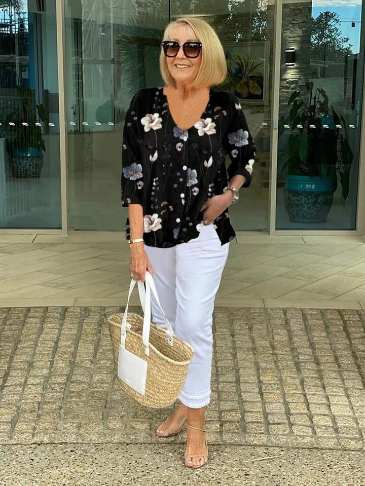 Barbara - Elegant Floral Blouse With Button